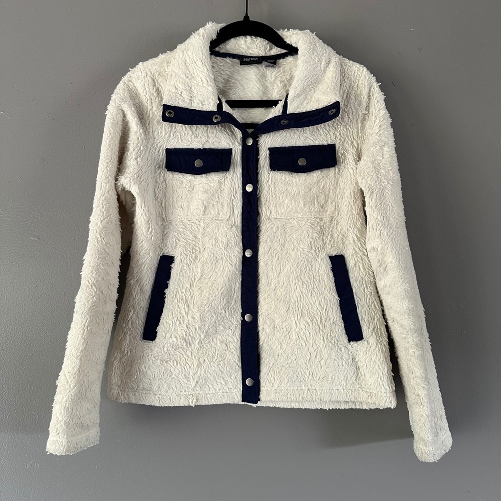 “MARMONT” White and Navy Teddy Jacket~tag says small but, more like Xtra Small.